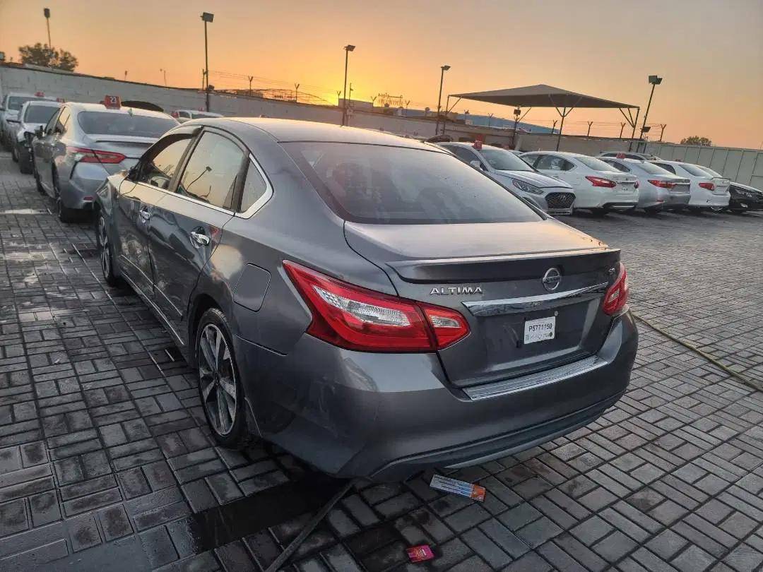 NISSAN ALTIMA