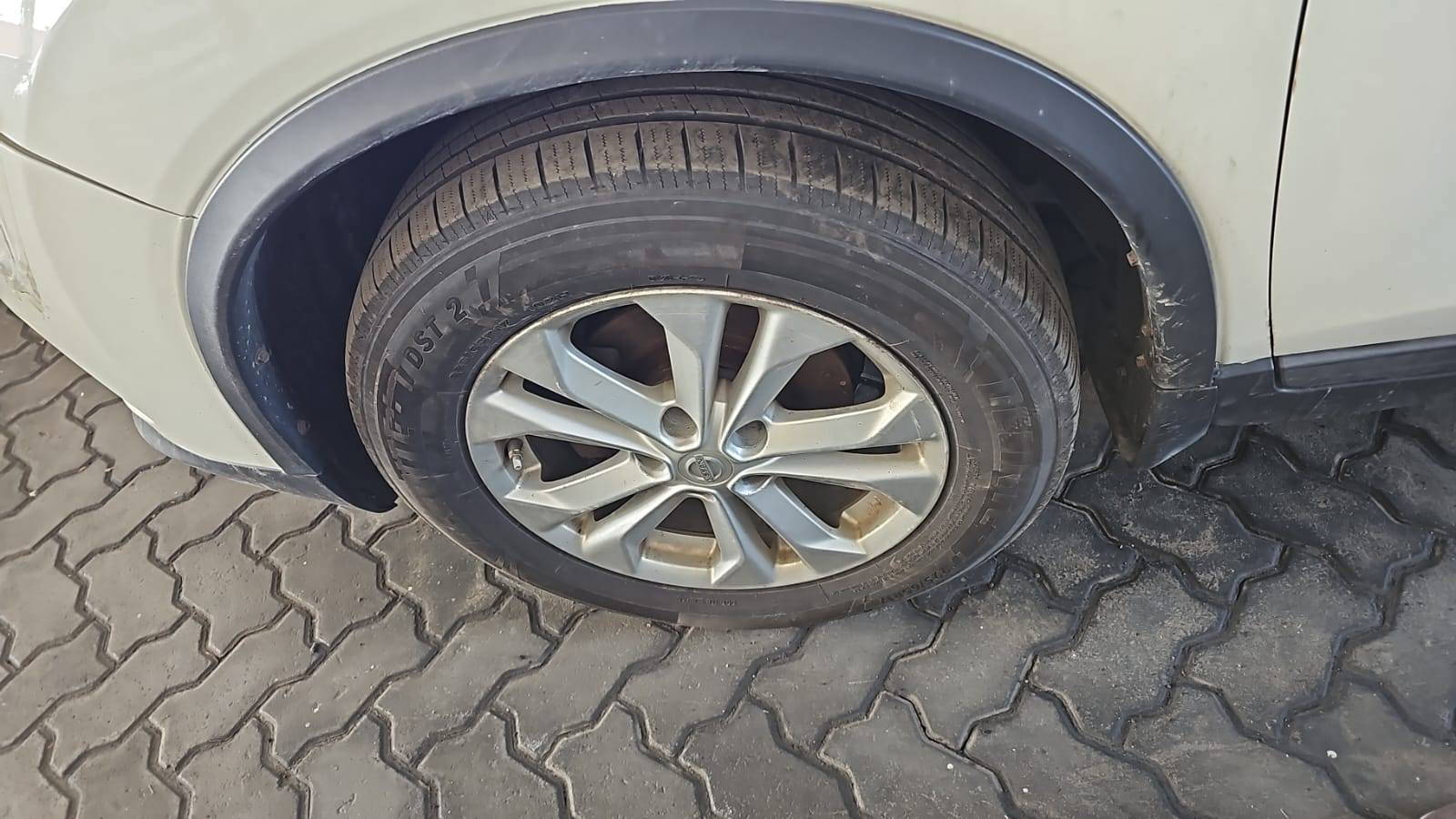 NISSAN ROGUE 2015 - Marhaba Auction Used Cars - Image 4