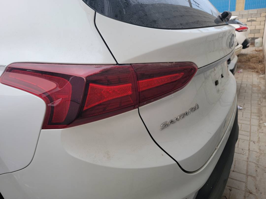 2019 HYUNDAI SANTA FE — 91808 Miles — Lot KH022924 — Main - Marhaba Auctions Used Cars - Image 4