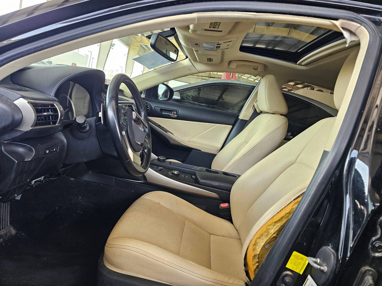 LEXUS IS 250 2015 - Marhaba Auction Used Cars - Image 9