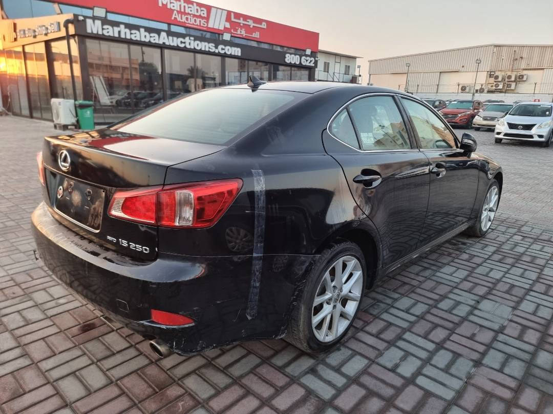 2011 LEXUS IS 250 — 187033 Miles — Lot 125478 — Souq - Marhaba Auctions Used Cars - Image 4