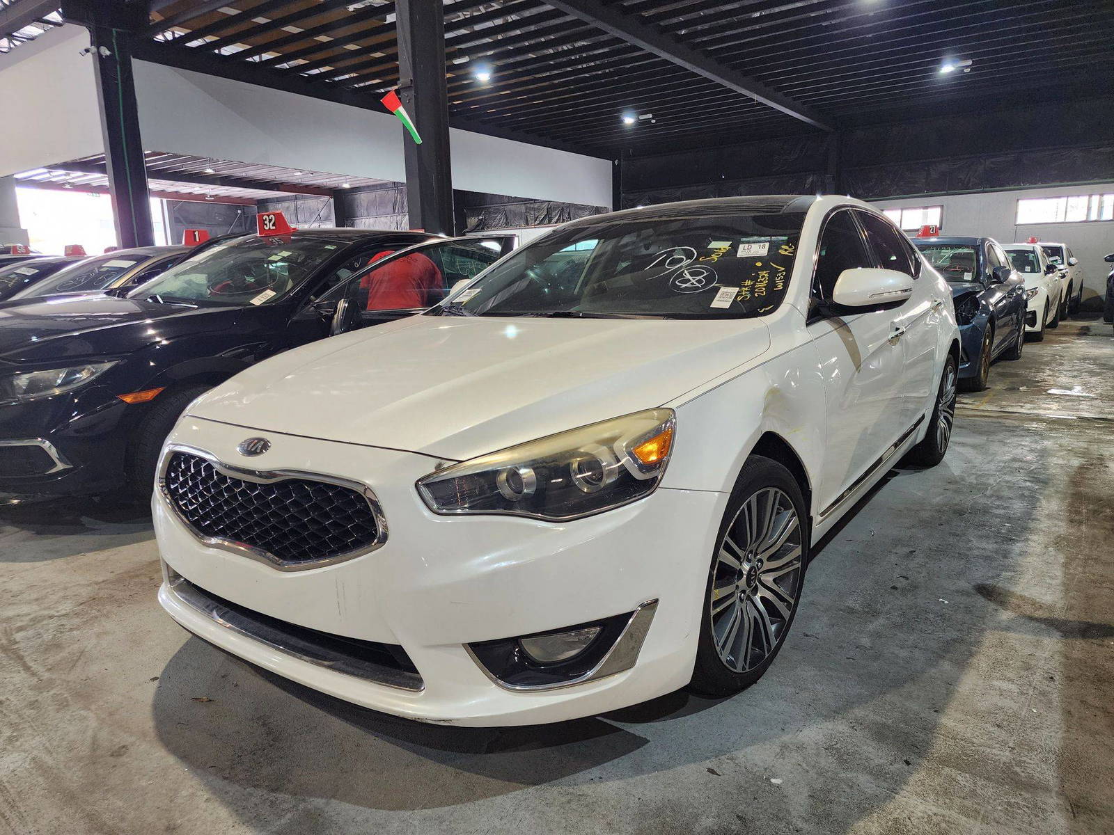 2015 KIA CADENZA — 161780 Miles — Lot 2086324 — Main - Marhaba Auctions Used Cars - Image 4