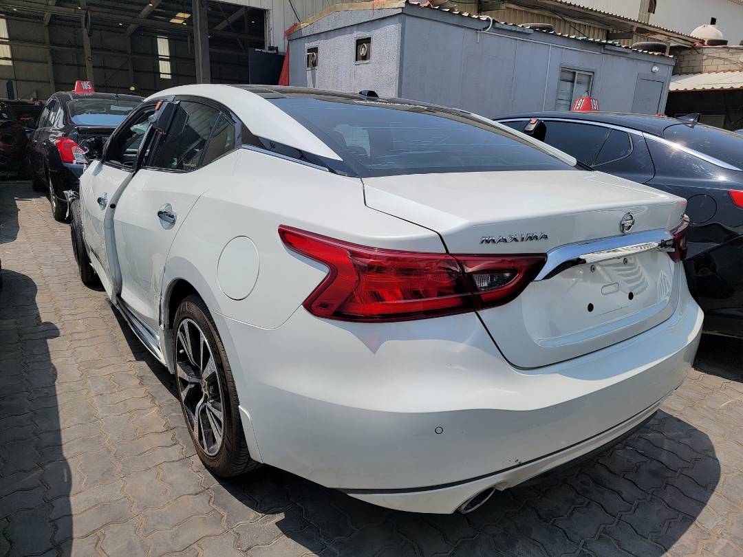 2018 NISSAN MAXIMA — 100530 Miles — Lot JC400686 — Main - Marhaba Auctions Used Cars - Image 3