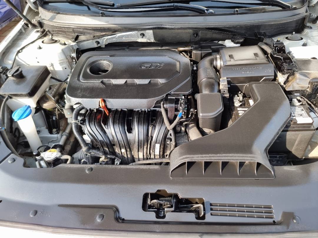 2019 HYUNDAI SONATA — 87319 Miles — Lot 215487 — Ind. 12 - Marhaba Auctions Used Cars - Image 9