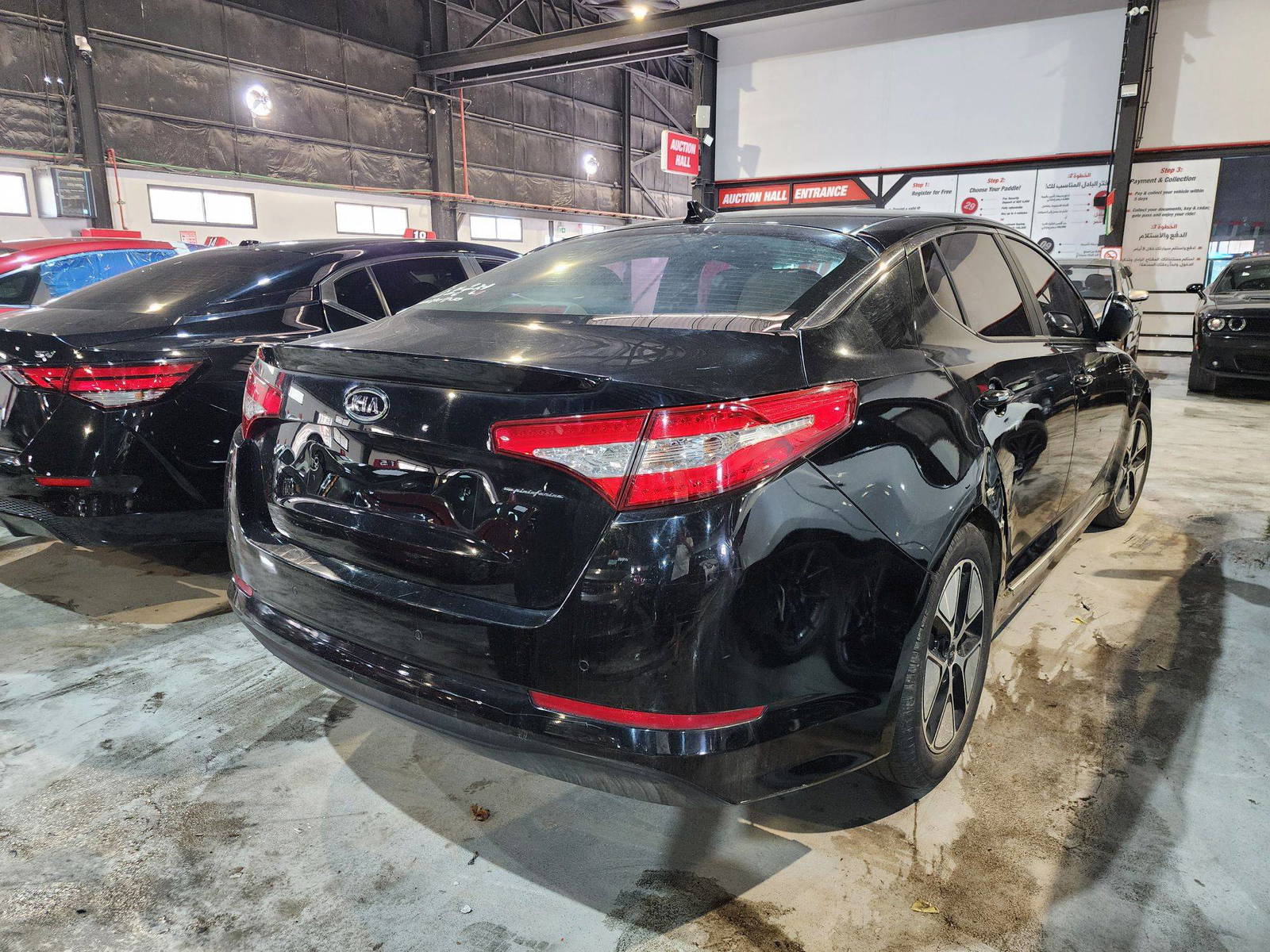 2012 KIA K5 — 169754 KM — Lot 009454 — Al Quoz - Marhaba Auctions Used Cars - Image 5