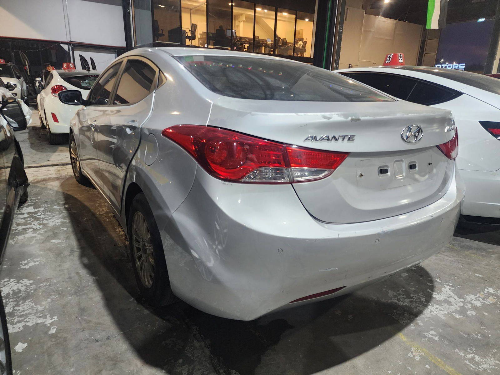 HYUNDAI AVANTE 2011 - Marhaba Auction Used Cars - Image 6