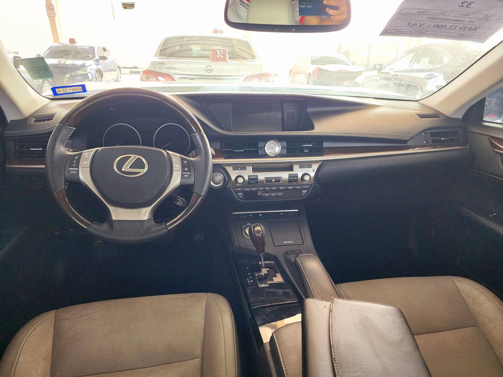 2013 LEXUS ES 350 — 105118 Miles — Lot 57386124 — Souq - Marhaba Auctions Used Cars - Image 8