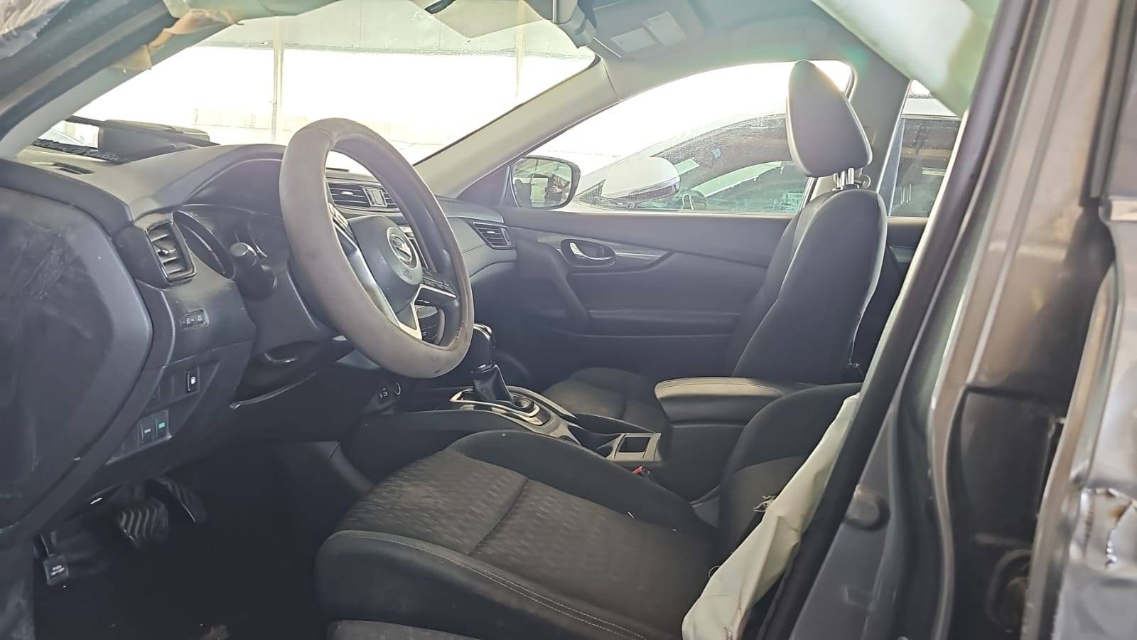 2018 NISSAN ROGUE — 201643 Miles — Lot 42868252 — Souq - Marhaba Auctions Used Cars - Image 5