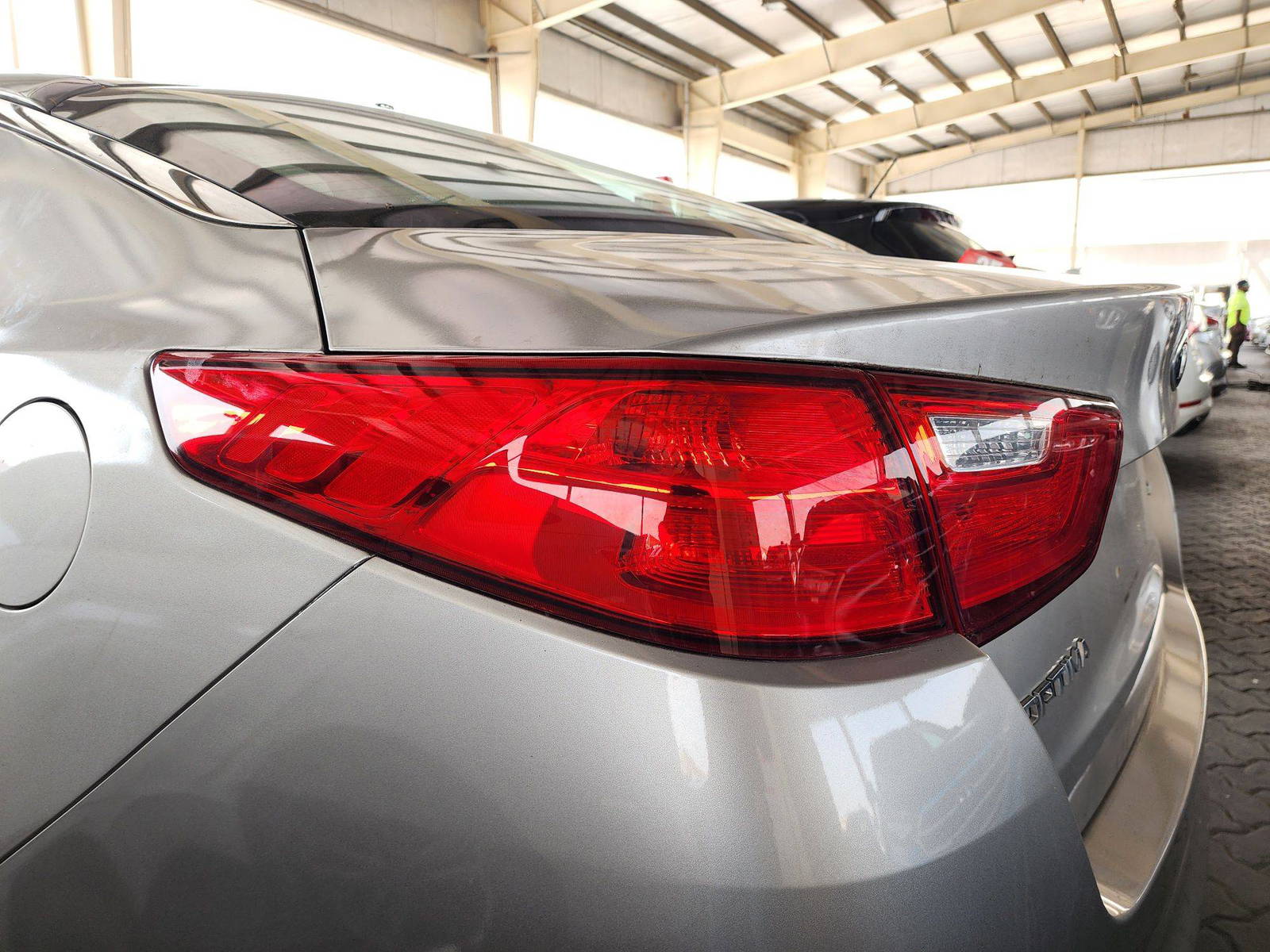2015 KIA OPTIMA — 186438 Miles — Lot 557482 — Souq - Marhaba Auctions Used Cars - Image 11