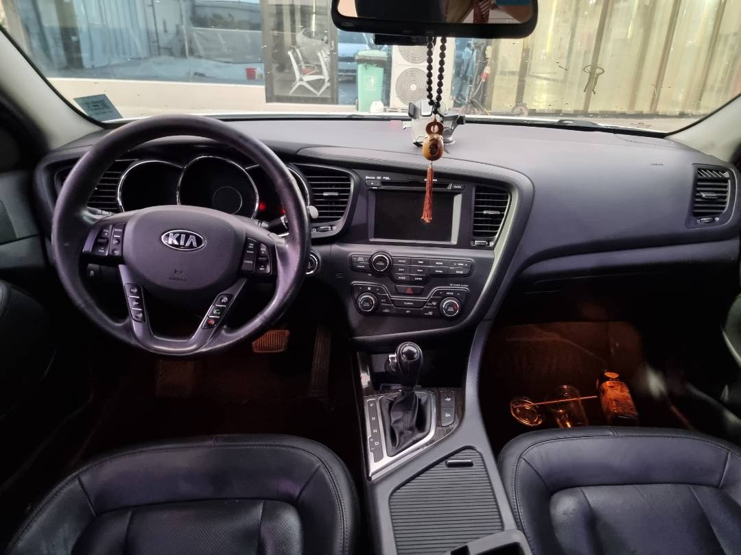 2013 KIA K5 — 207341 KM — Lot 215478 — Souq - Marhaba Auctions Used Cars - Image 7