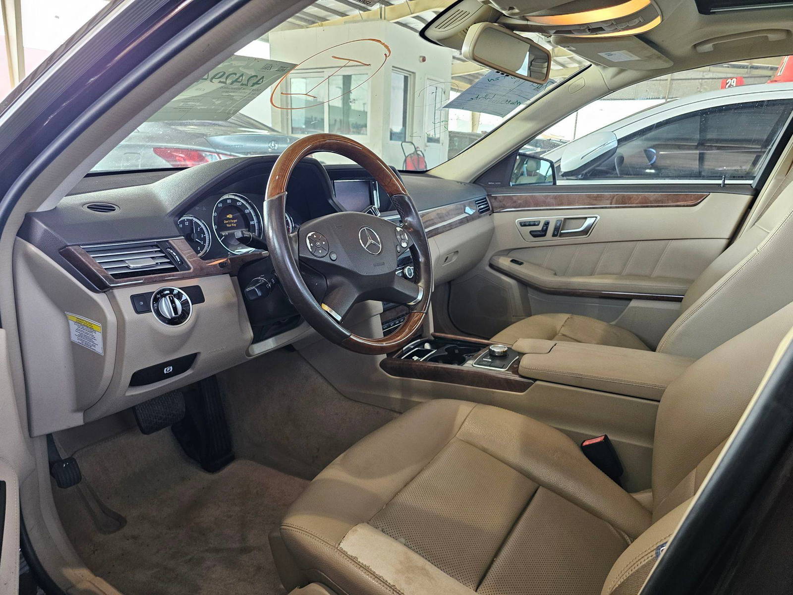 2013 MERCEDES BENZ E 350 — 169457 Miles — Lot KB7DA663228 — Souq - Marhaba Auctions Used Cars - Image 9