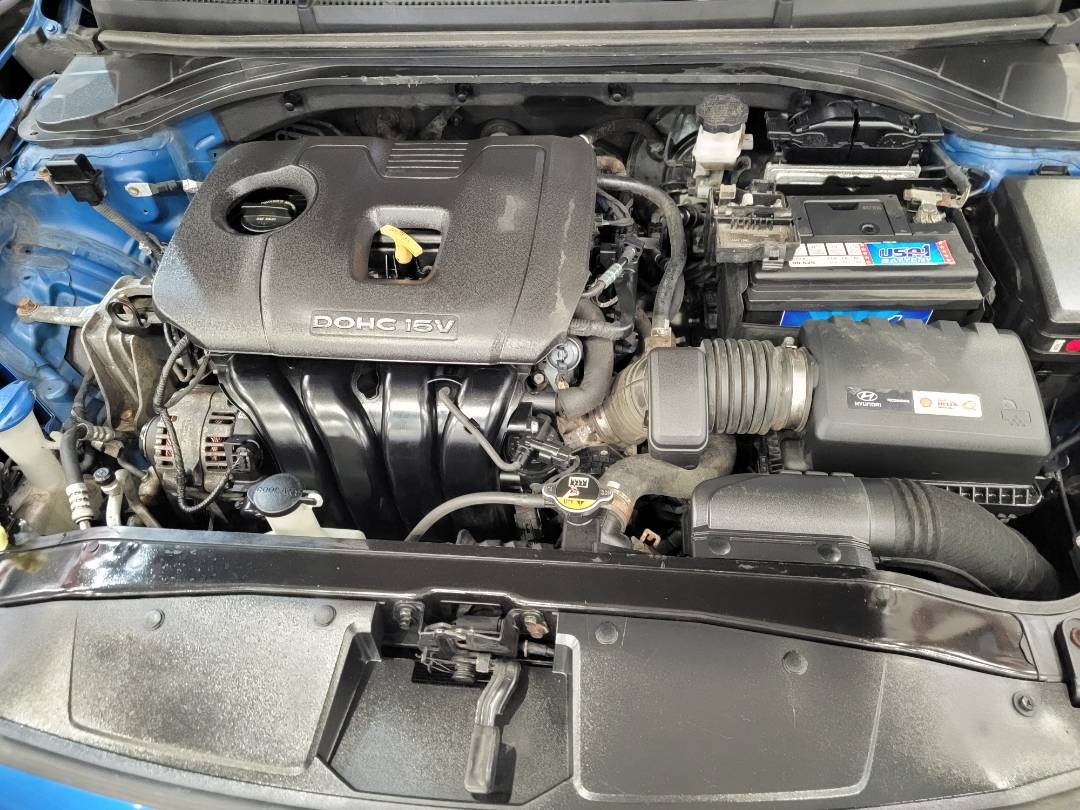 2018 HYUNDAI ELANTRA — 131235 Miles — Lot 732540 — Main - Marhaba Auctions Used Cars - Image 11