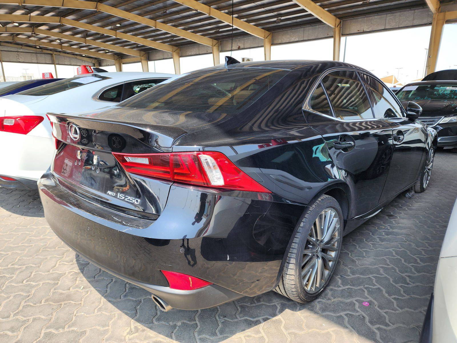2015 LEXUS IS 250 — 181051 Miles — Lot 46239824 — Souq - Marhaba Auctions Used Cars - Image 3