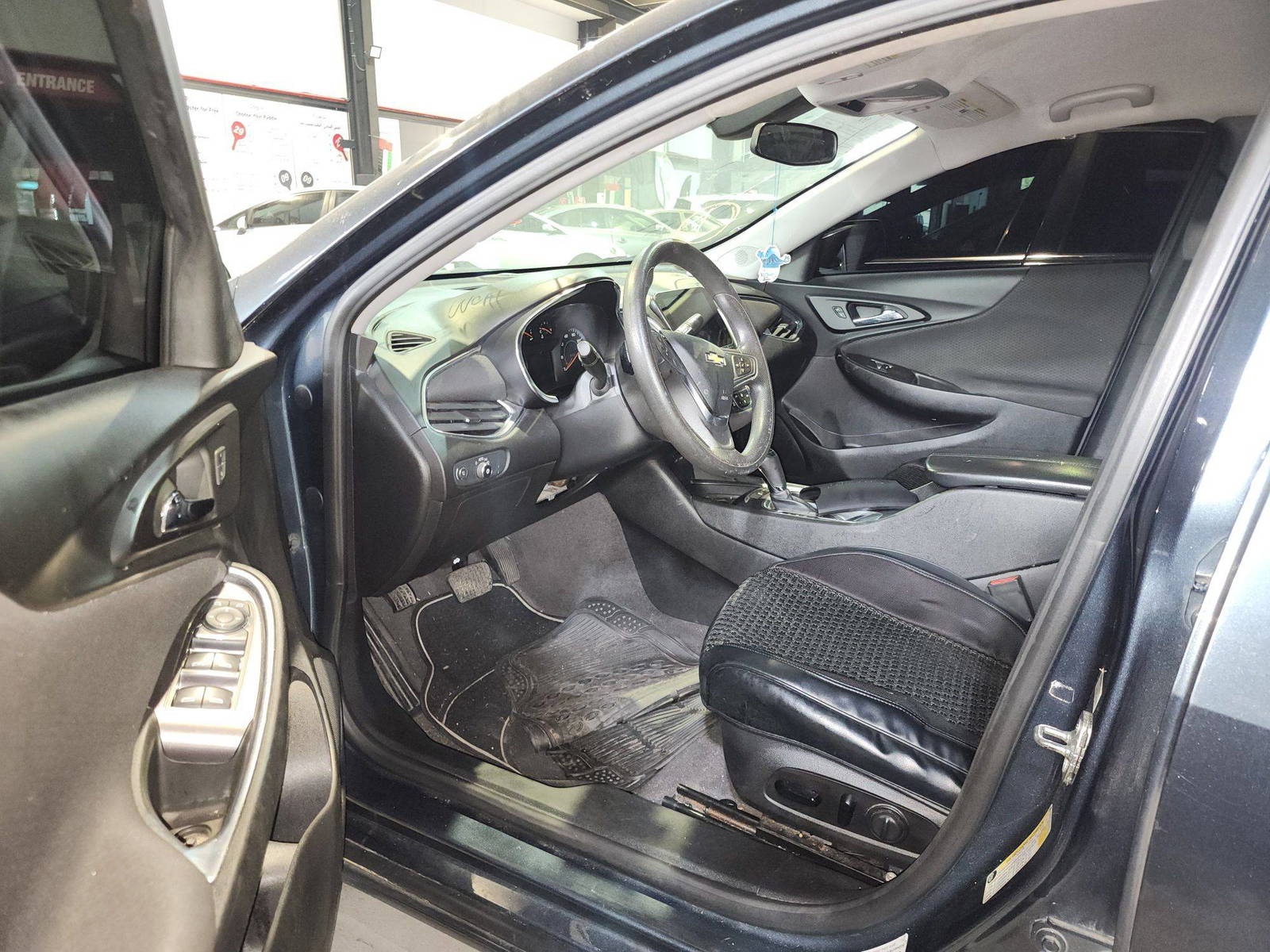 2019 CHEVROLET MALIBU — 146331 Miles — Lot 3165971 — Souq - Marhaba Auctions Used Cars - Image 10