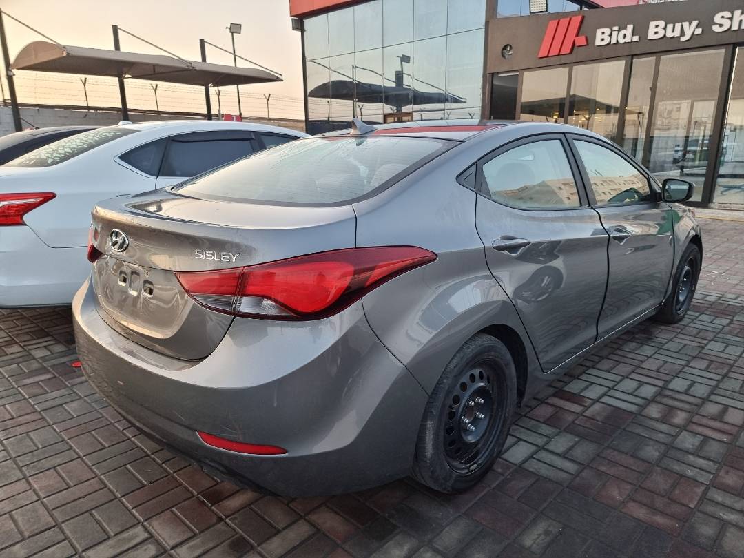 2014 HYUNDAI ELANTRA — 367745 KM — Lot 125487 — Souq - Marhaba Auctions Used Cars - Image 4