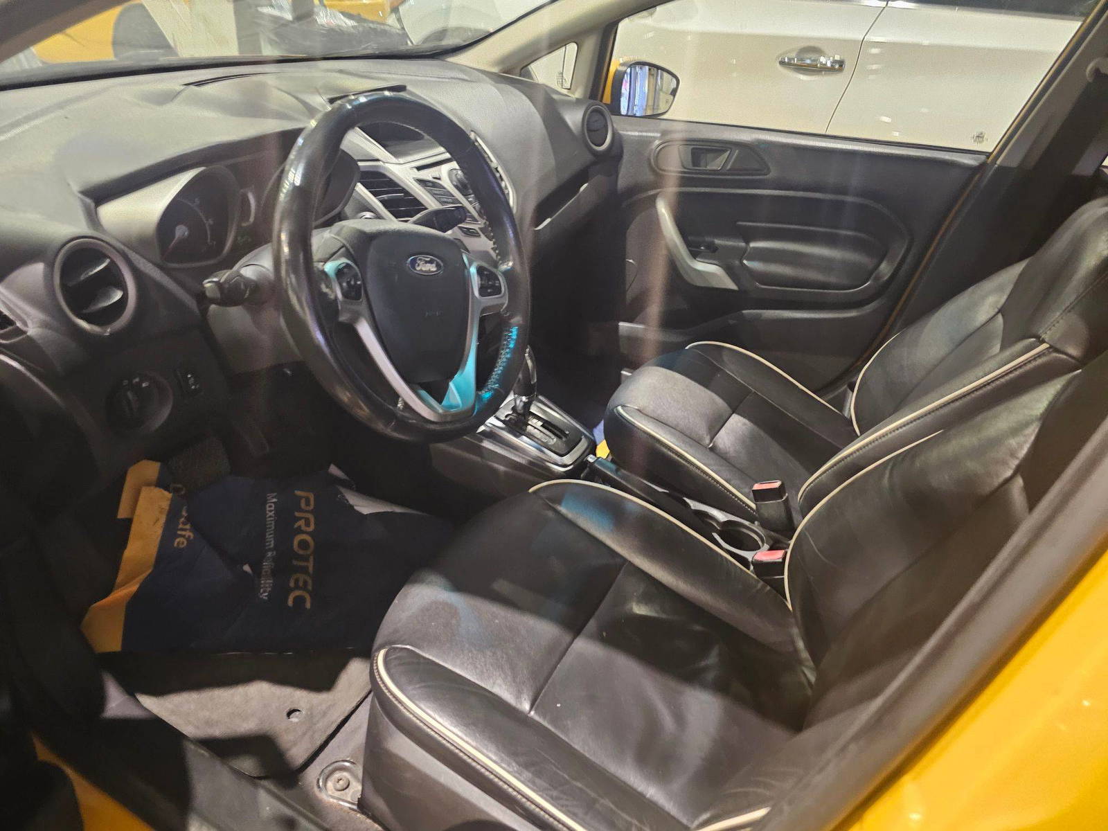 2011 FORD FIESTA — 253769 KM — Lot M223386 — Main - Marhaba Auctions Used Cars - Image 8