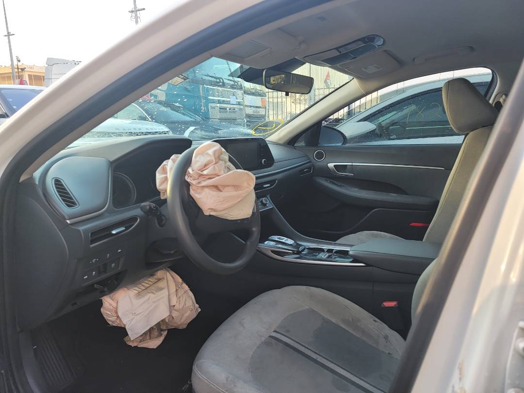 2021 HYUNDAI SONATA — 70588 Miles — Lot H106769 — Main - Marhaba Auctions Used Cars - Image 6