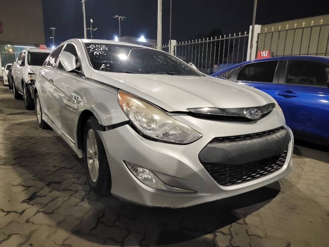 2015 HYUNDAI SONATA — 189484 Miles — Lot 43127 — Main - Marhaba Auctions Used Cars - Image 4