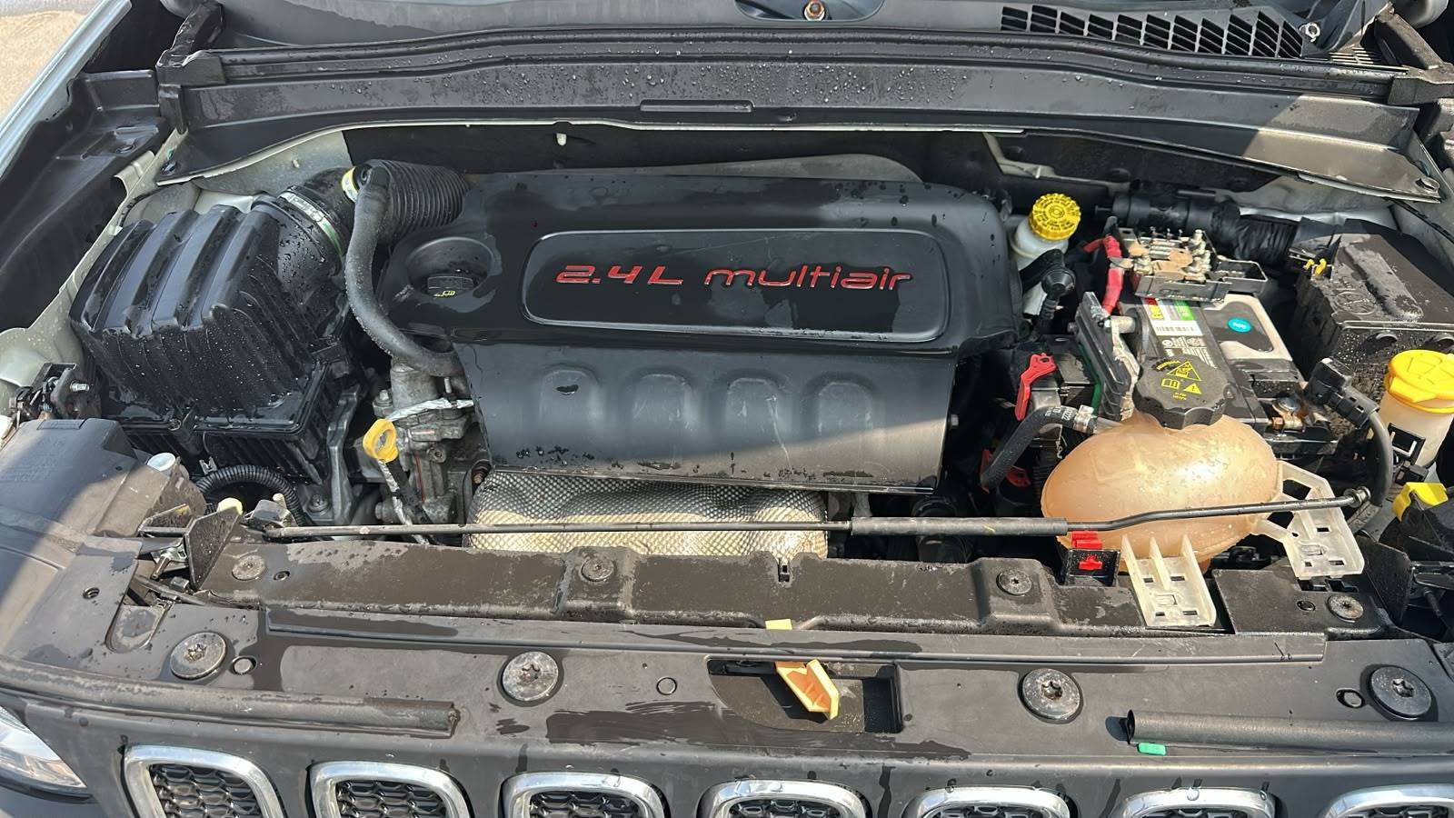 2017 JEEP RENEGADE LATITUDE — 137596 Miles — Lot HPE98418 — Souq - Marhaba Auctions Used Cars - Image 7