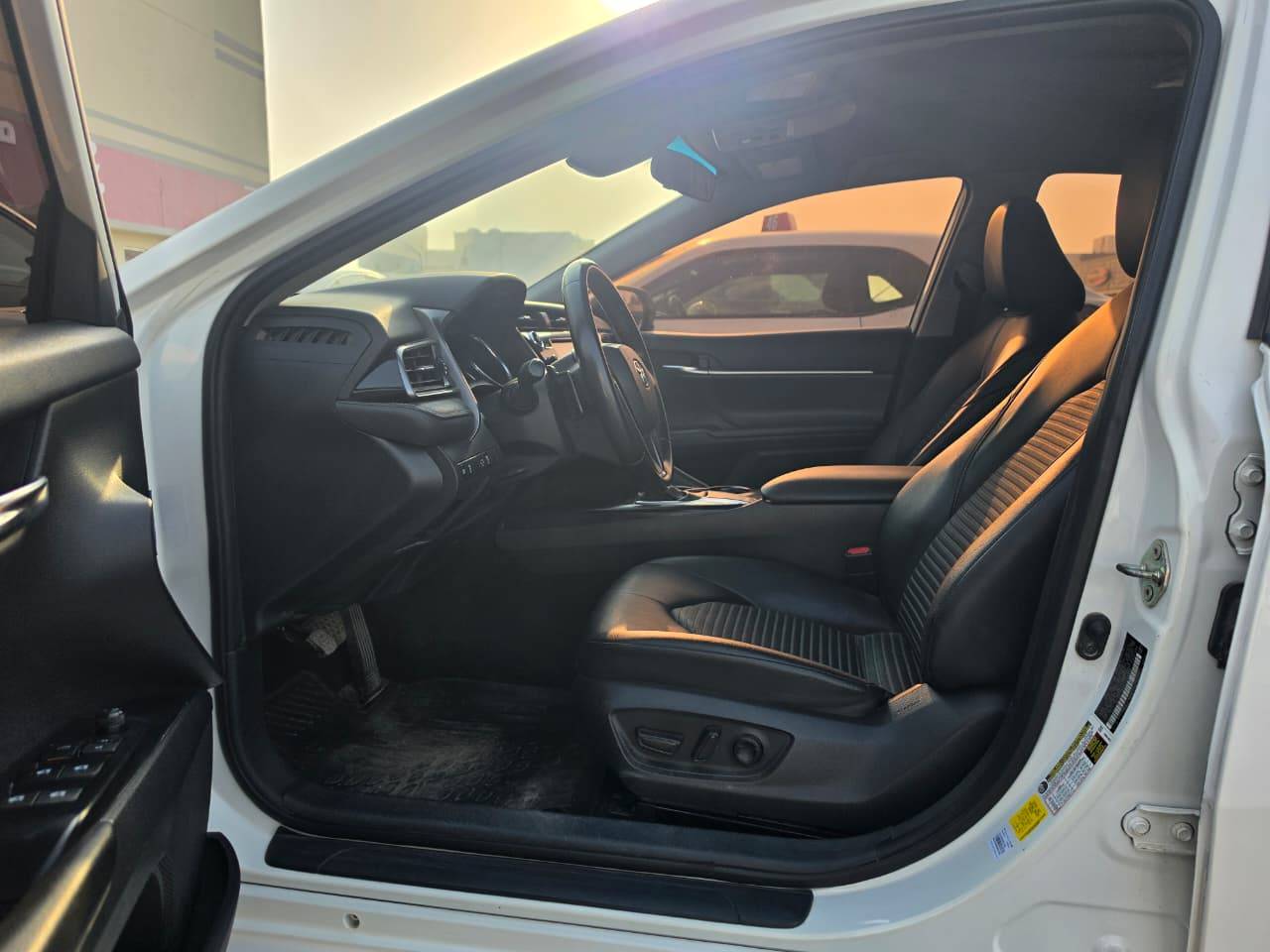 2020 TOYOTA CAMRY — 87954 KM — Lot LU340998 - Marhaba Auctions Used Cars - Image 6