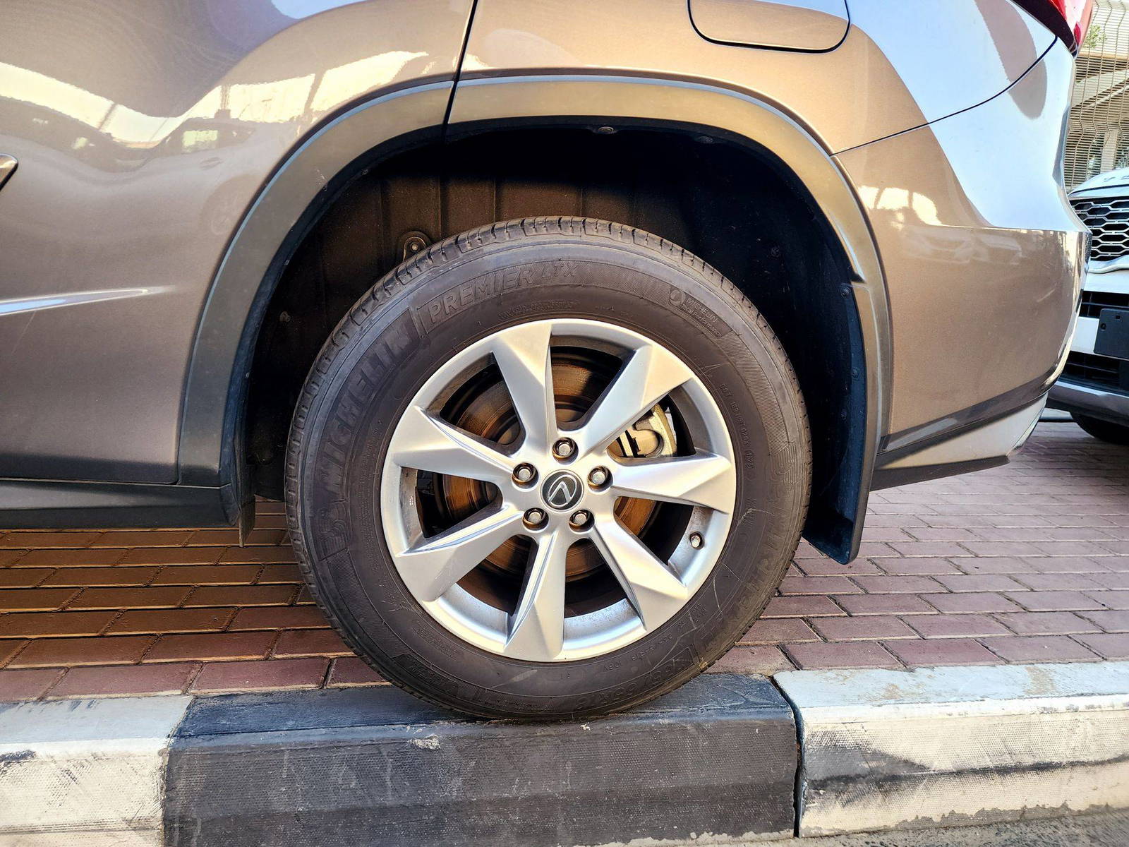 2019 LEXUS RX 350 — 35914 Miles — Lot C177081 — Souq - Marhaba Auctions Used Cars - Image 10