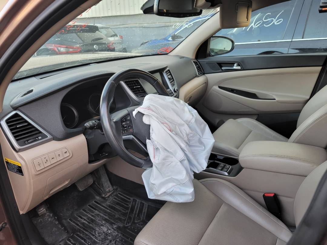 2016 HYUNDAI TUCSON — 121637 Miles — Lot CA22GU101746 — Main - Marhaba Auctions Used Cars - Image 6