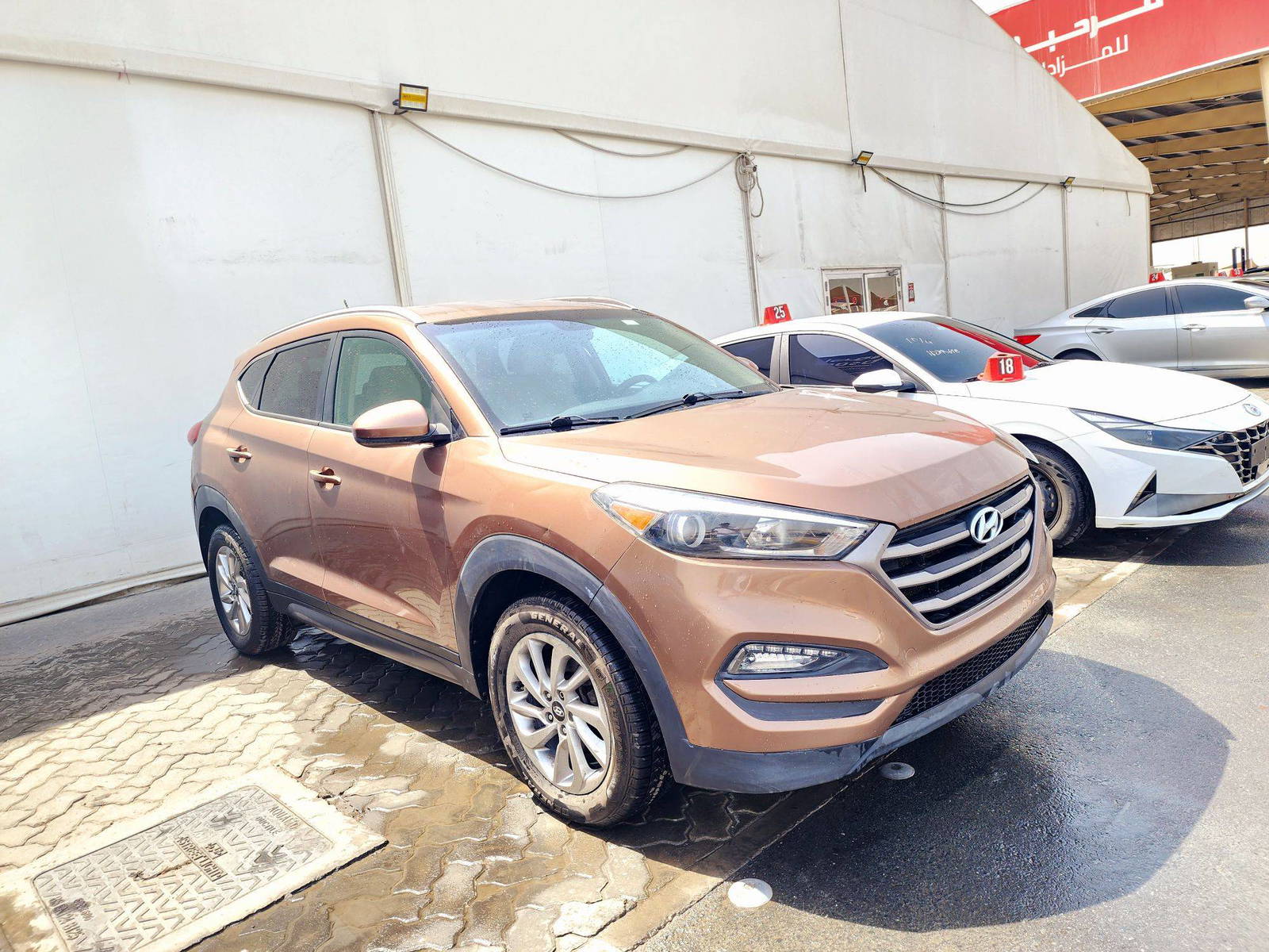 2016 HYUNDAI TUCSON — 188950 Miles — Lot 6GU033419 — Souq - Marhaba Auctions Used Cars - Image 4
