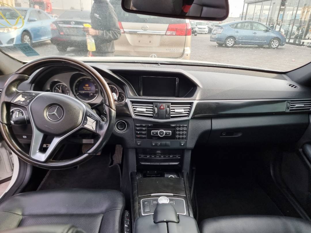 2013 MERCEDES BENZ E 350 — 155535 Miles — Lot 215487 — Ind. 12 - Marhaba Auctions Used Cars - Image 8