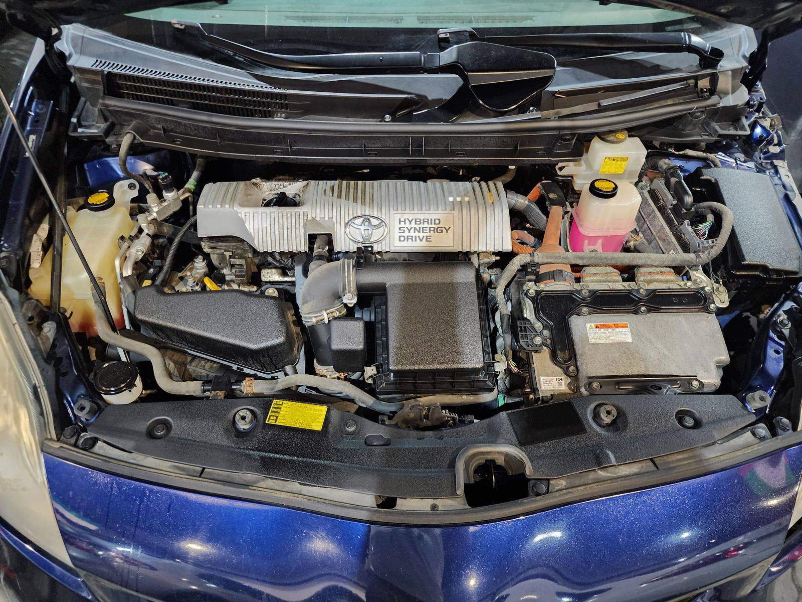 2012 TOYOTA PRIUS — 272652 Miles — Lot 587355 — Main - Marhaba Auctions Used Cars - Image 11