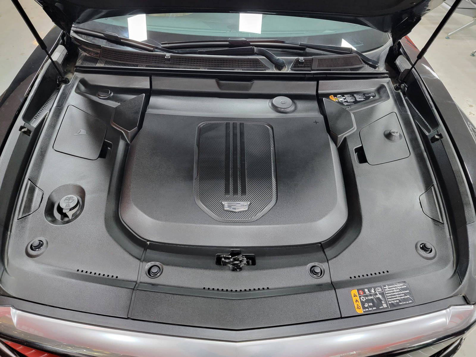 CADILLAC LYRIQ 2024 - Marhaba Auction Used Cars - Image 13