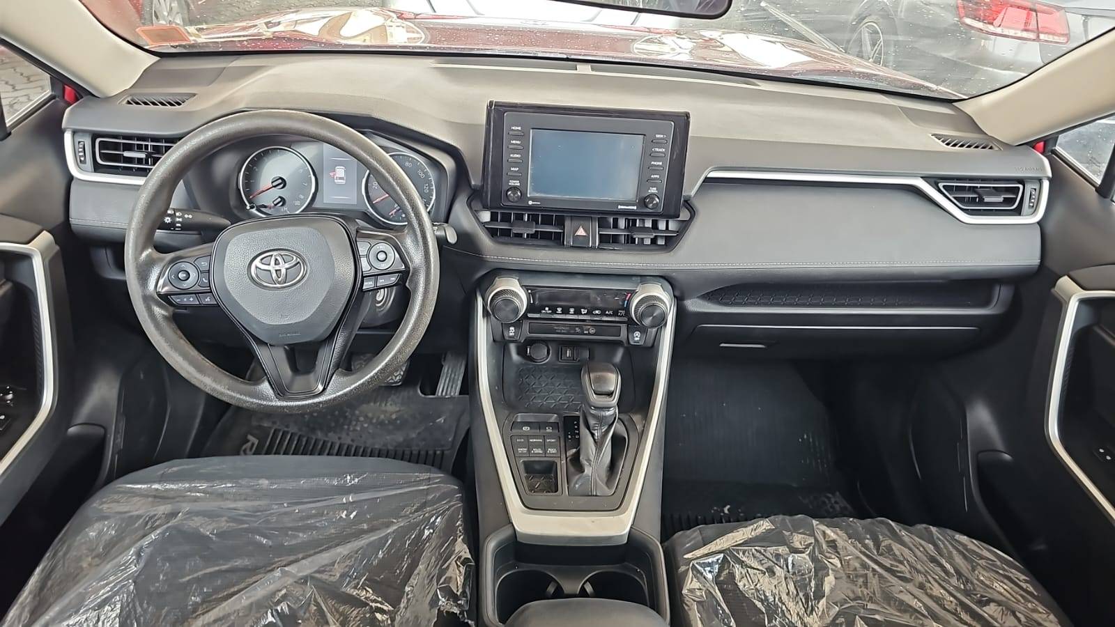 2021 TOYOTA RAV4 — 87593 KM — Lot 9MC141591 — Souq - Marhaba Auctions Used Cars - Image 8