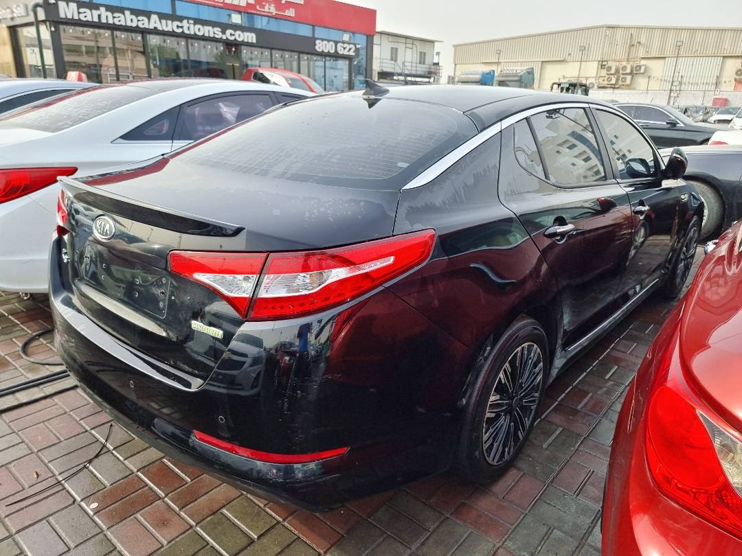 2013 KIA K5 — 262353 KM — Lot 017658 — Souq - Marhaba Auctions Used Cars - Image 4