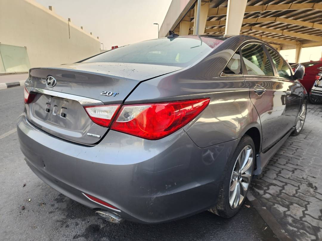 2012 HYUNDAI SONATA — 207897 Miles — Lot 756886 — Souq - Marhaba Auctions Used Cars - Image 5