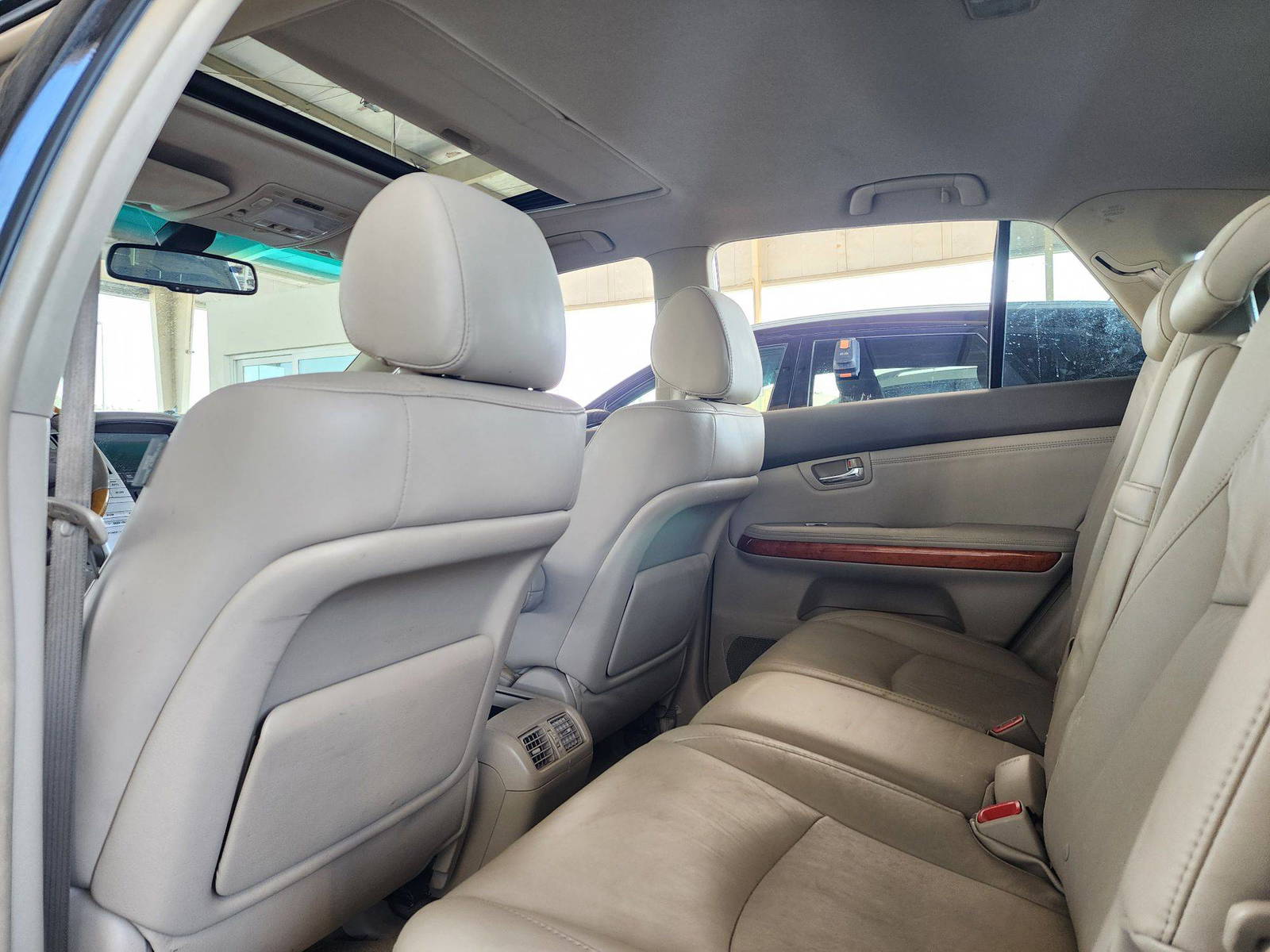 2008 LEXUS RX 350 — 144520 Miles — Lot 60345484 — Souq - Marhaba Auctions Used Cars - Image 6