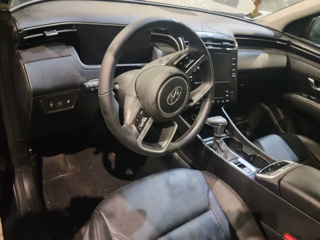 2023 HYUNDAI TUCSON — 19437 Miles — Lot 242611 — Al Surrah - Marhaba Auctions Used Cars - Image 10