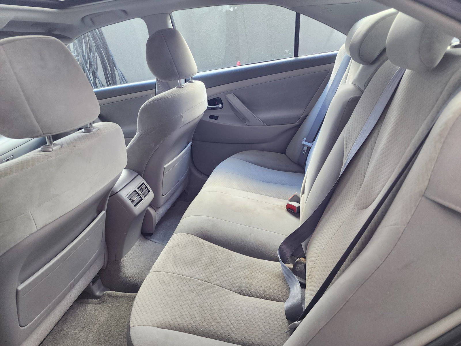 2009 TOYOTA CAMRY — 204044 Miles — Lot 79702354 — Al Quoz - Marhaba Auctions Used Cars - Image 7