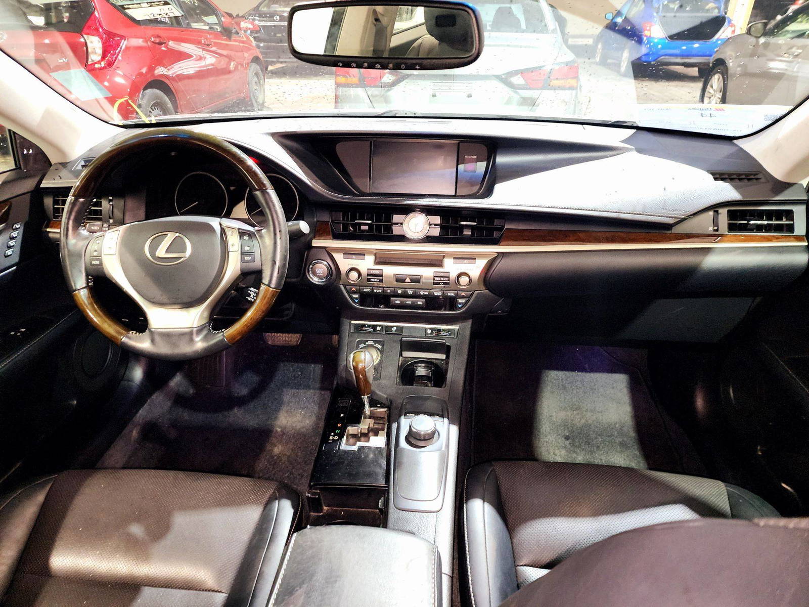 2015 LEXUS ES 350 — 72887 Miles — Lot G8F2202978 — Souq - Marhaba Auctions Used Cars - Image 7