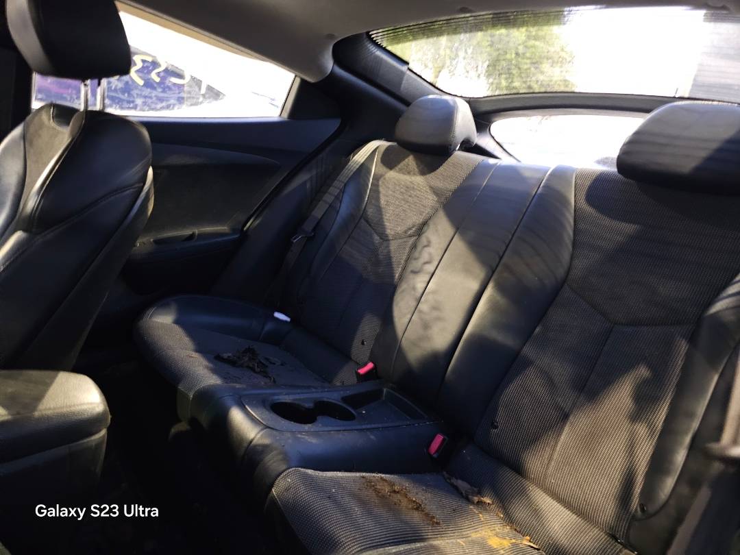 2012 HYUNDAI VELOSTER — 256619 KM — Lot 12332636 — Main - Marhaba Auctions Used Cars - Image 8