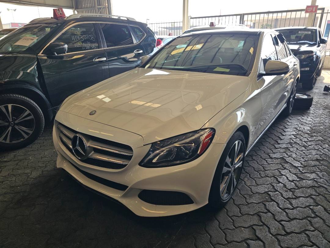 2017 MERCEDES BENZ C300 — 111011 Miles — Lot HR251562 — Main - Marhaba Auctions Used Cars - Image 4