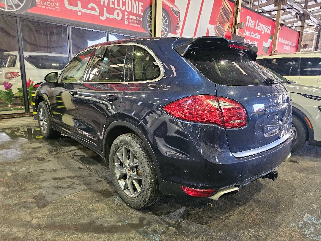 PORSCHE Cayenne 2013 vehicle photo