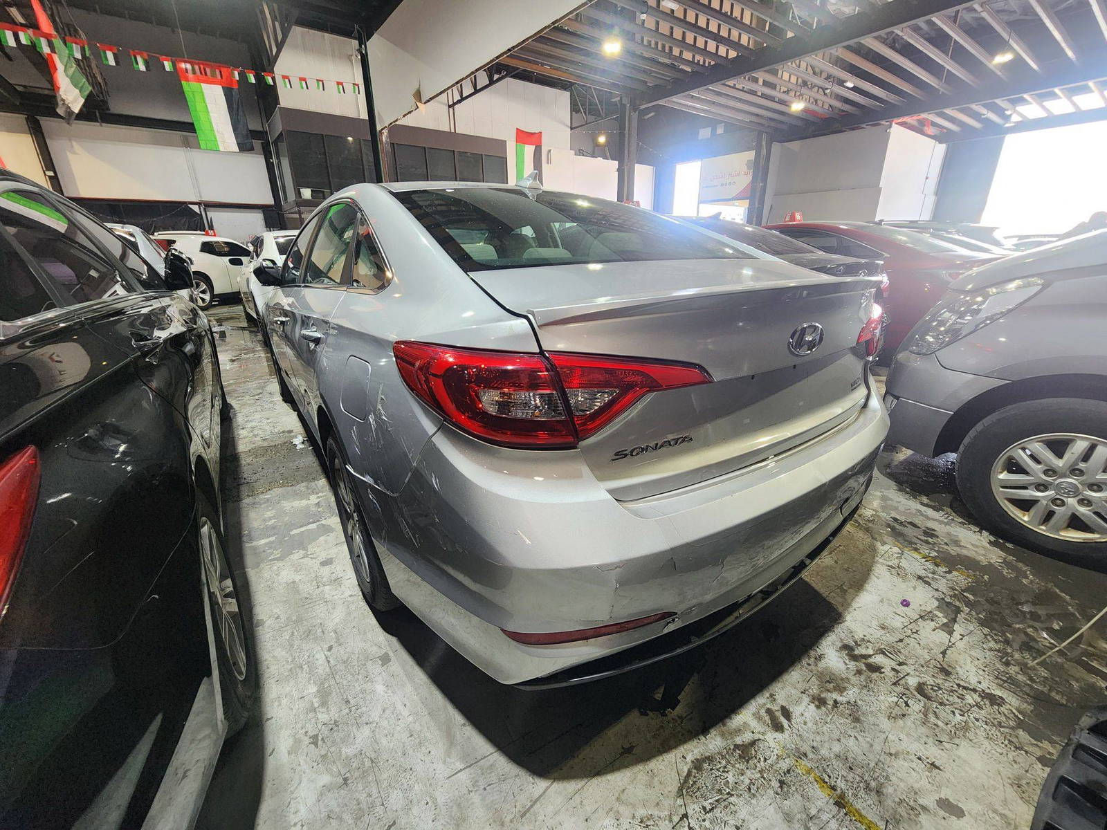 2015 HYUNDAI SONATA — 164397 Miles — Lot FH053750 — Al Quoz - Marhaba Auctions Used Cars - Image 6