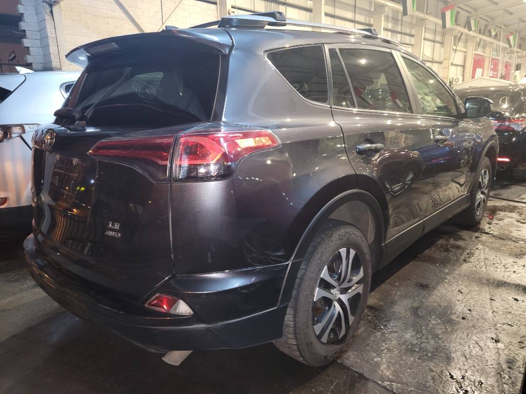 2018 TOYOTA RAV4 — 73518 Miles — Lot 37294978 - Marhaba Auctions Used Cars - Image 4