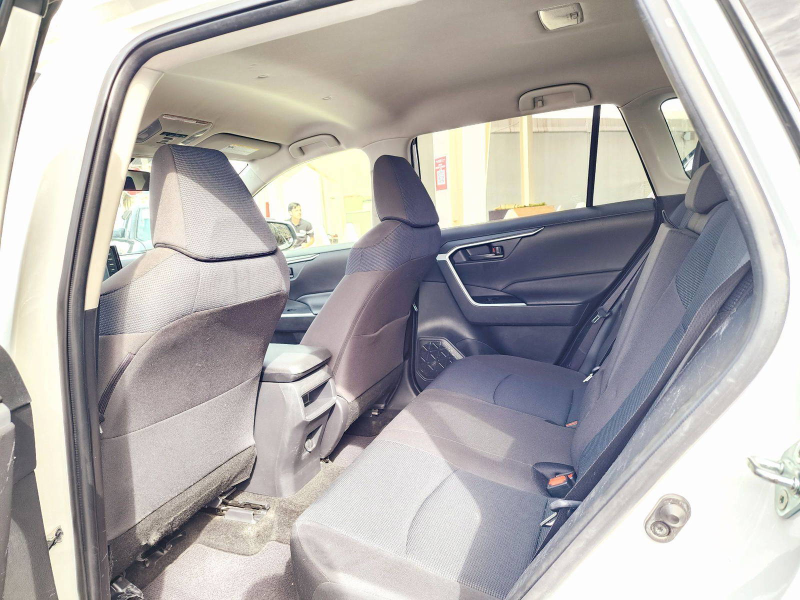 2020 TOYOTA RAV4 — 87152 Miles — Lot D054121 — Souq - Marhaba Auctions Used Cars - Image 6