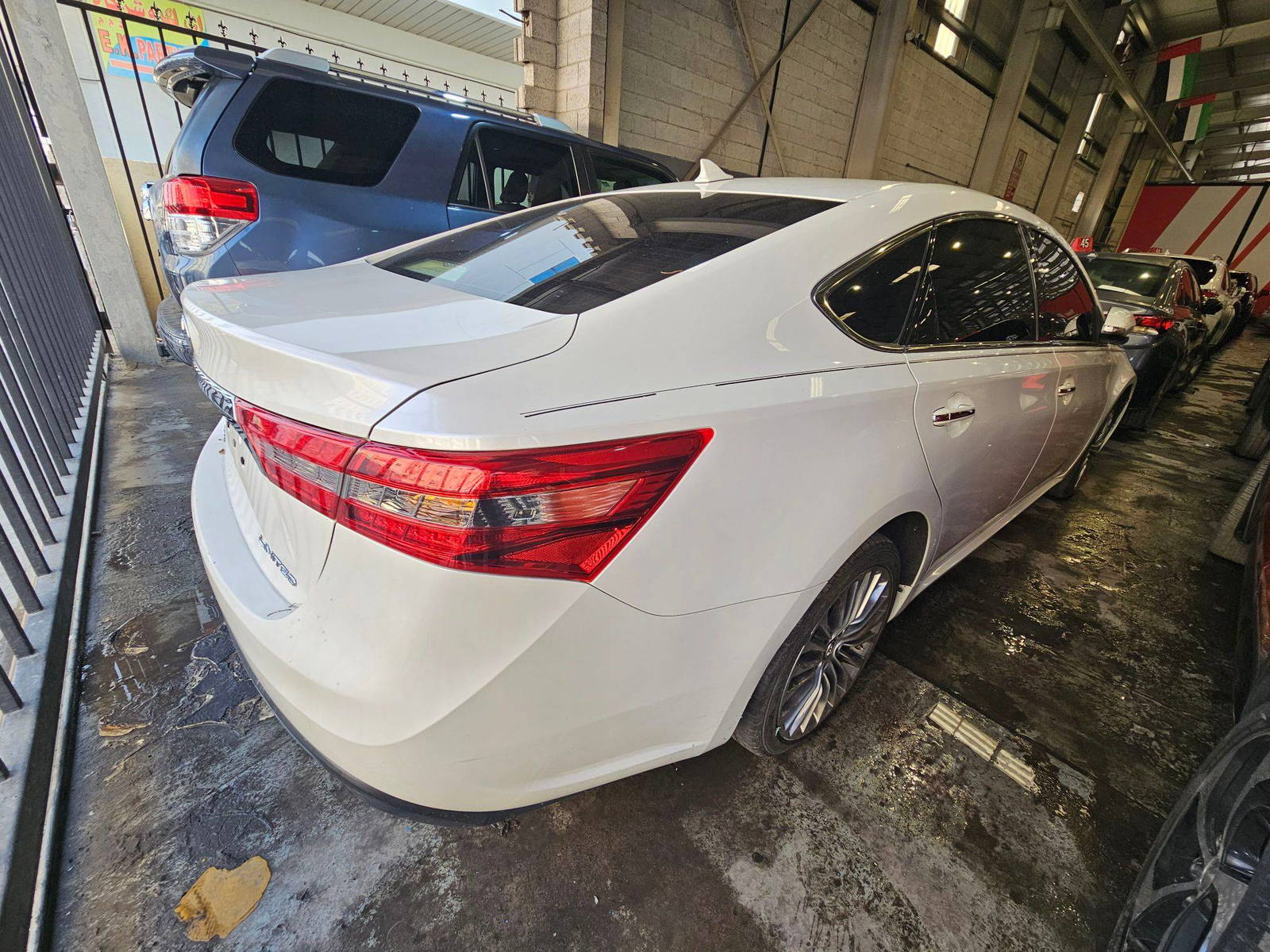 2016 TOYOTA AVALON — 142586 Miles — Lot U237172 — Main - Marhaba Auctions Used Cars - Image 6