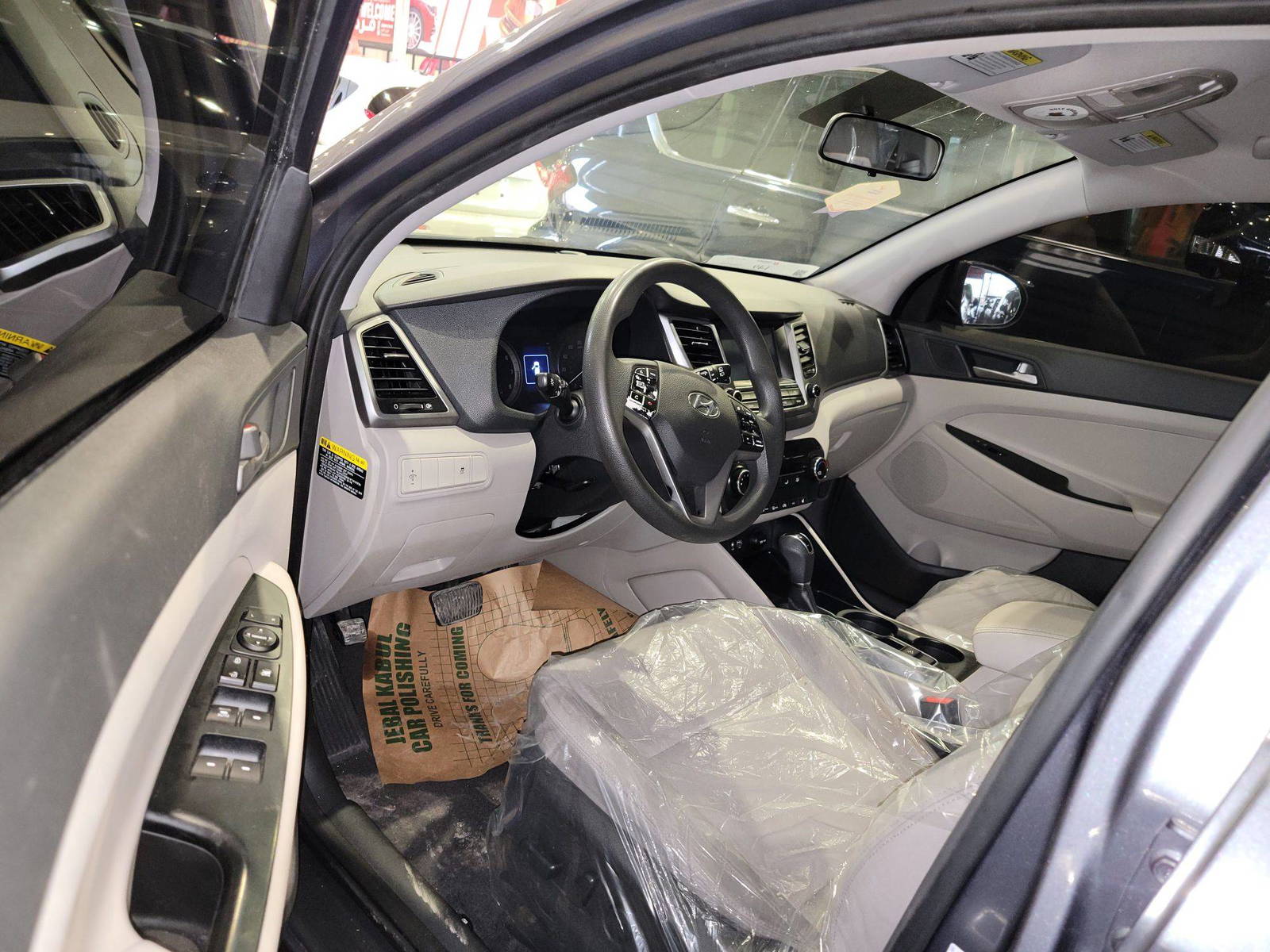 HYUNDAI TUCSON 2018 - Marhaba Auction Used Cars - Image 9