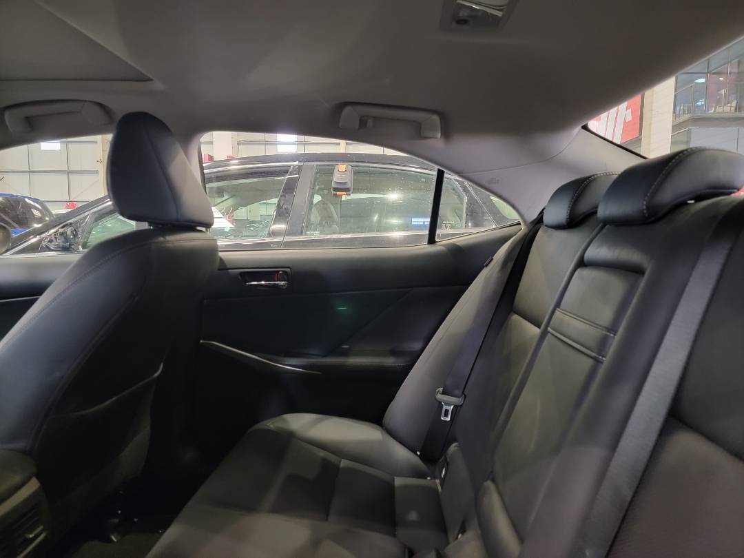 2016 LEXUS IS 200T — 76990 Miles — Lot G5005570 — Main - Marhaba Auctions Used Cars - Image 8