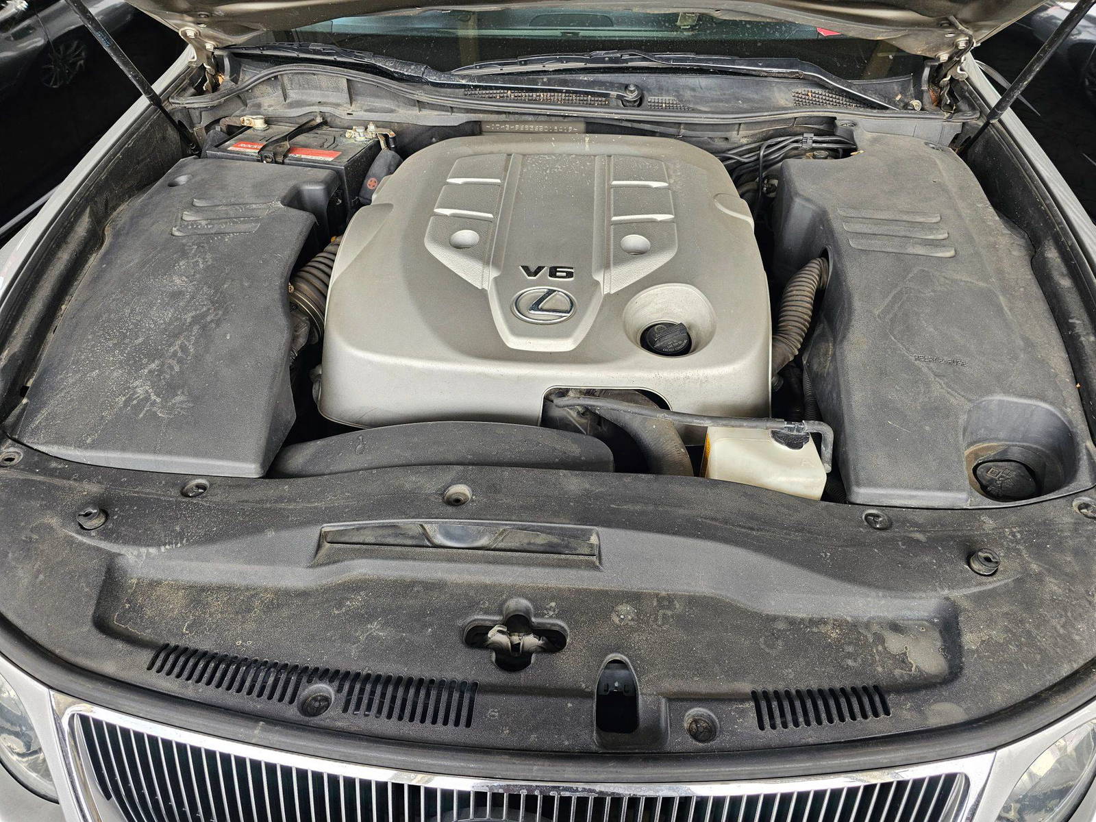 2006 LEXUS GS 300 — 295624 KM — Lot S365018419 — Souq - Marhaba Auctions Used Cars - Image 12