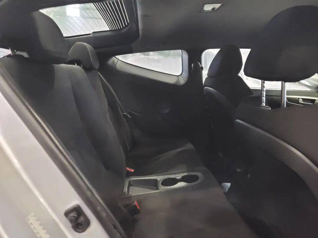 HYUNDAI VELOSTER 2017 - Marhaba Auction Used Cars - Image 6