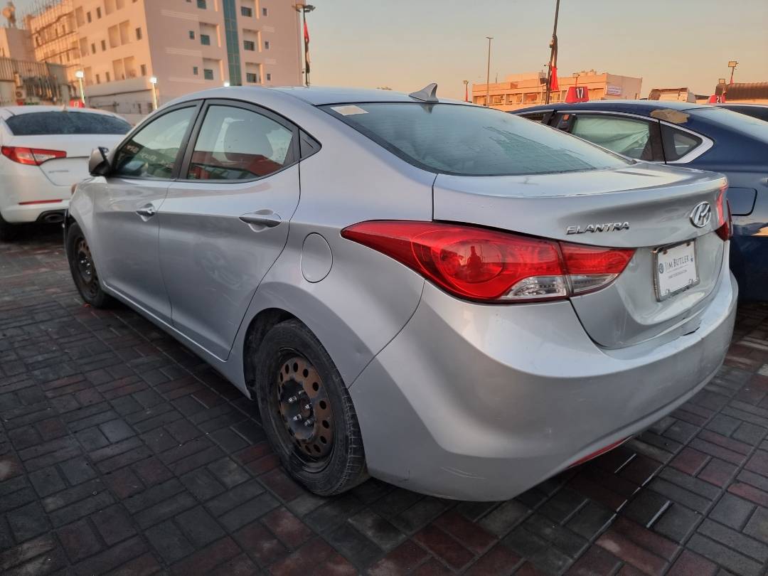 2012 HYUNDAI ELANTRA — 195073 Miles — Lot 2135487 — Ind. 12 - Marhaba Auctions Used Cars - Image 5