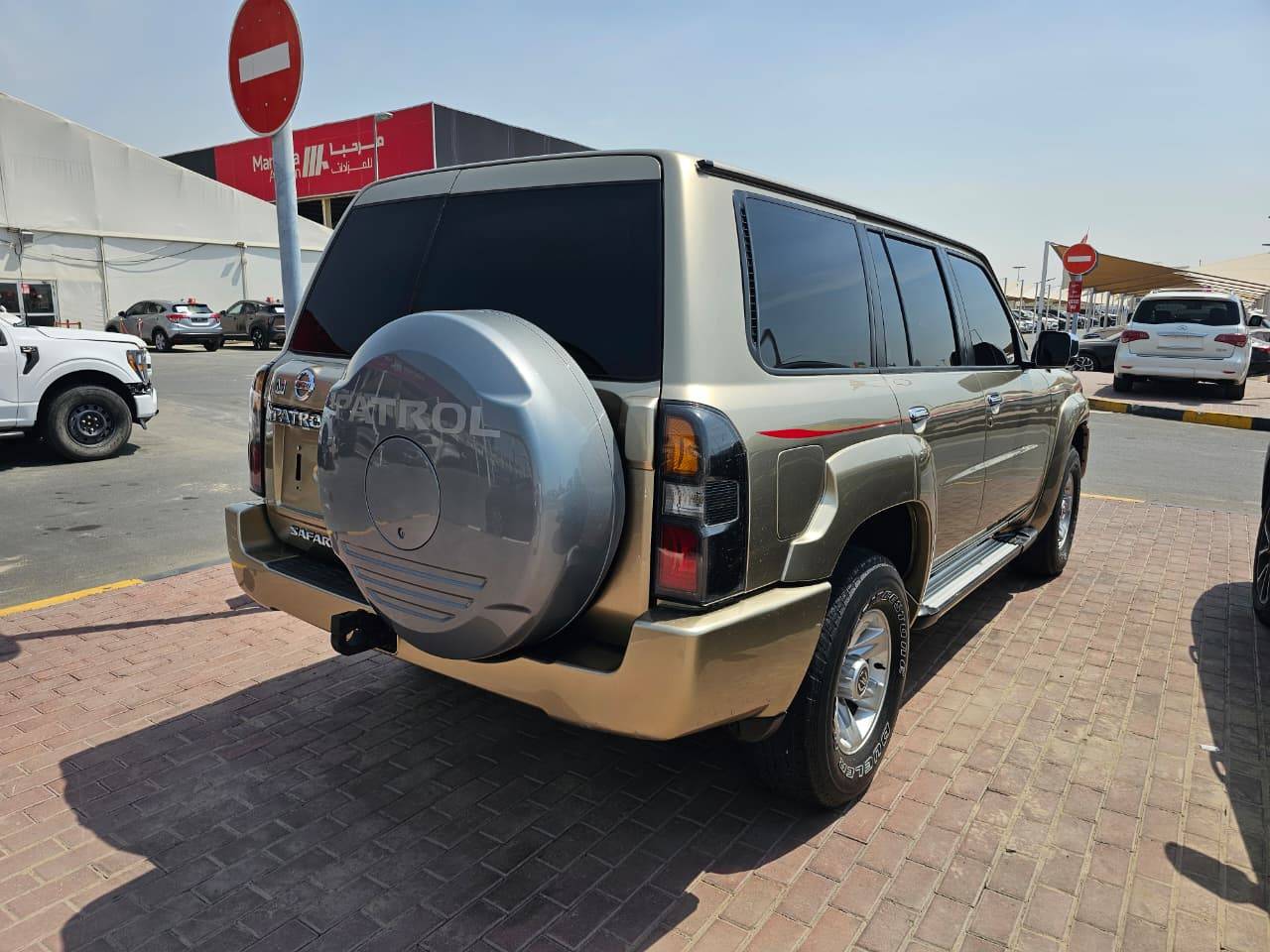 2010 NISSAN PATROL — 293717 KM — Lot X580904 — Souq - Marhaba Auctions Used Cars - Image 4